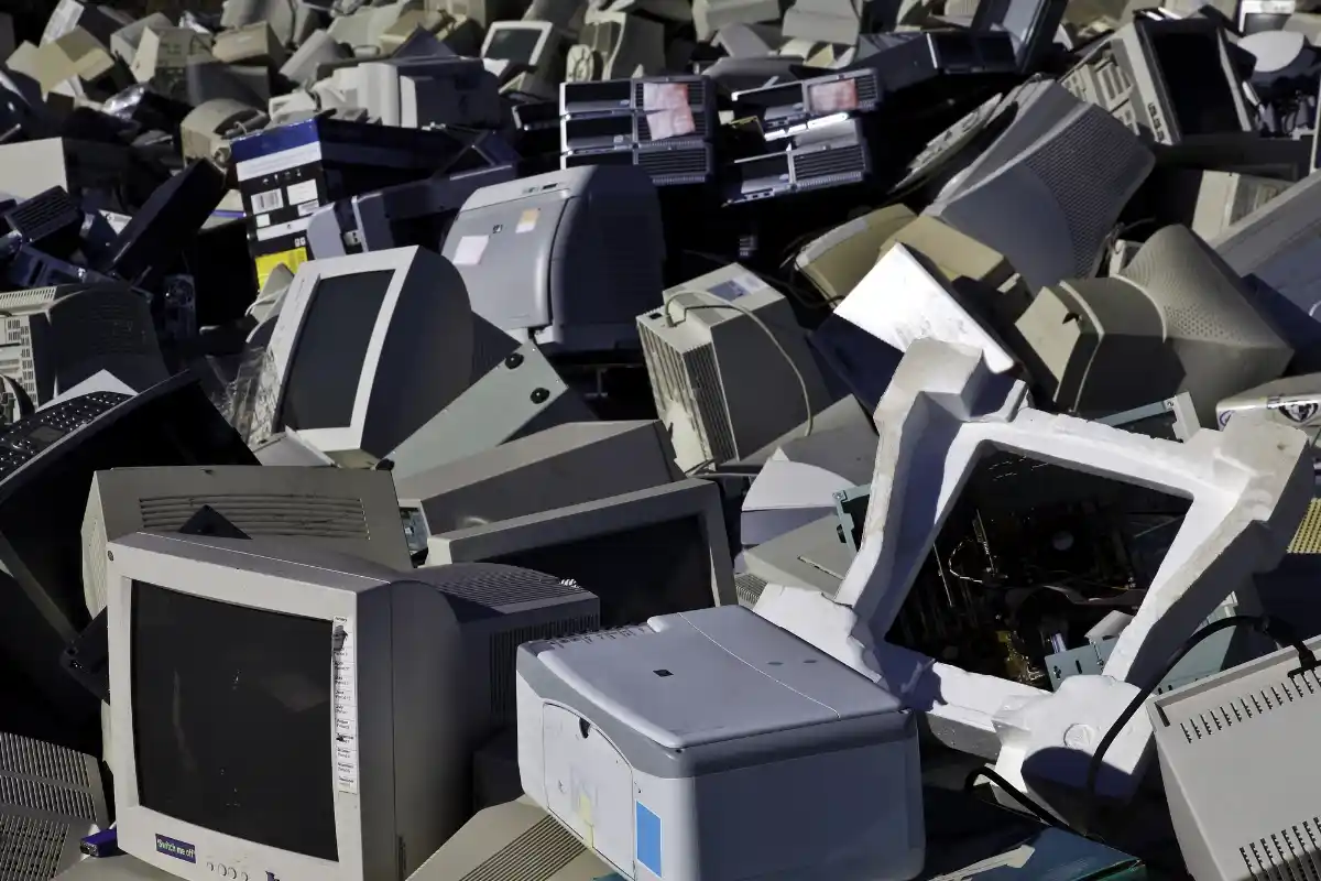 Los peligros del reciclaje informal de e-waste en México